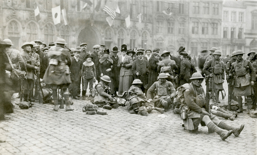 Canadian Soldiers at Mons, Nov. 11, 1918.